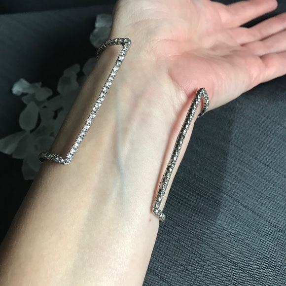 Guess diamond look bracelet - Picture 7 of 8